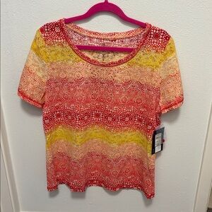 Gloria Vanderbilt
Colorful Short Sleeve Women's Top